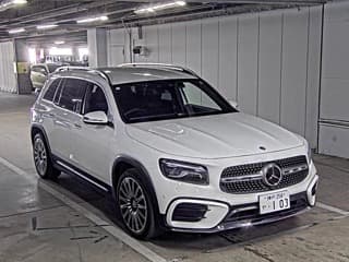 MERCEDES BENZ GLB